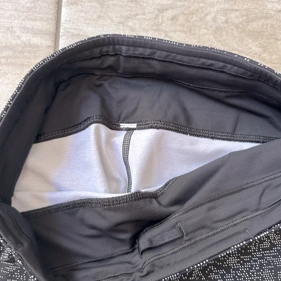 *SOLD*Lululemon Quick Pace 7/8 Cropped Soundwave Alpine Tights Size 6 - Picture 8 of 15